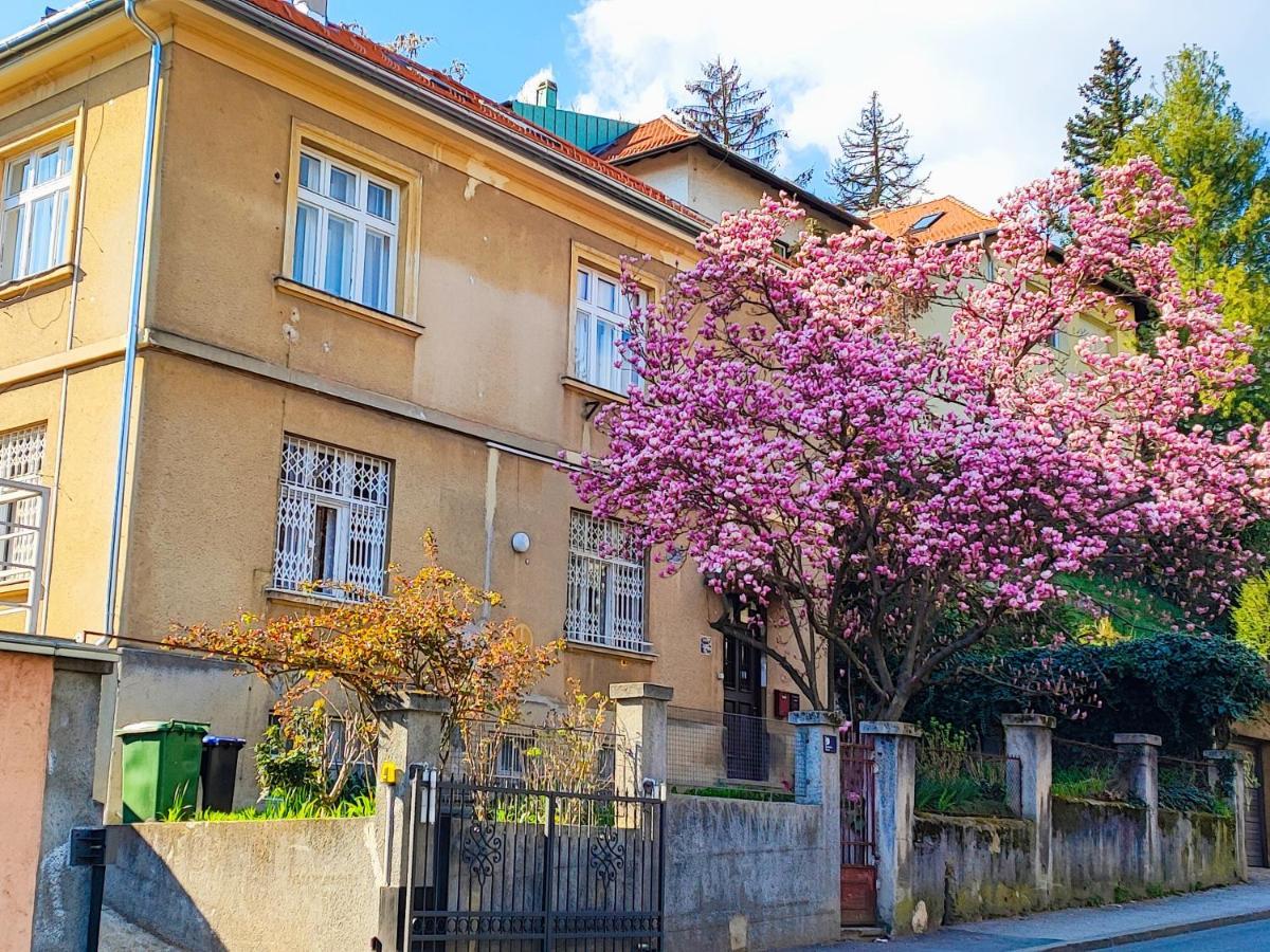 Studio Apartmani L'Art Zagreb Exterior photo